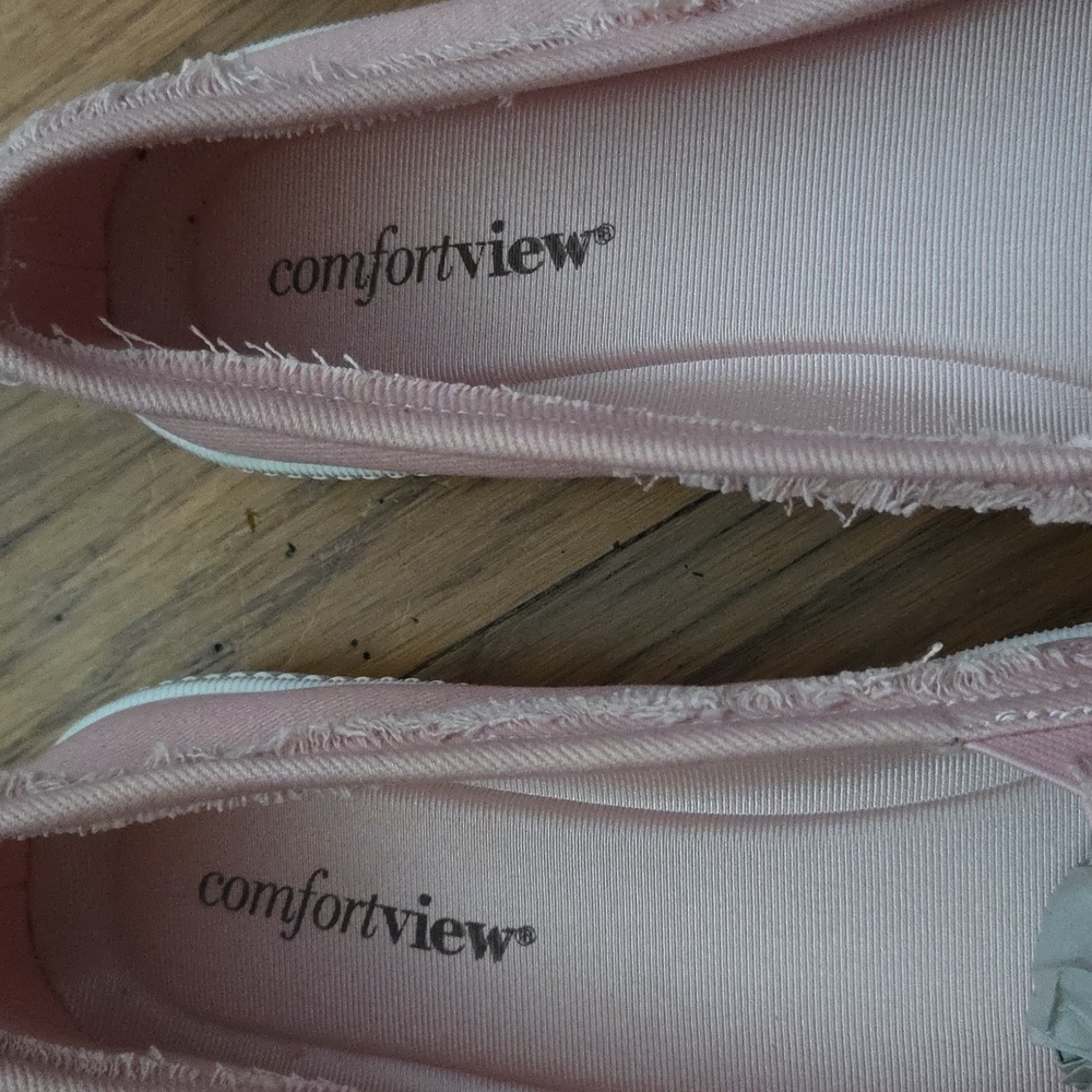 Comfortview Light Pink Women's Canvas Slip-ons 10 NWOB - Picture 7 of 11